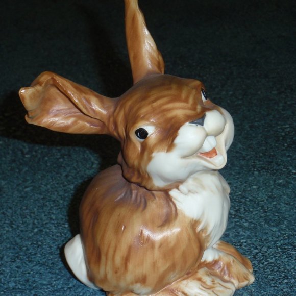 Kaiser W. Germany Porcelain Brown Laughing Bunny # 554 - CUTE CHRISTMAS GIFT! - Picture 8 of 9
